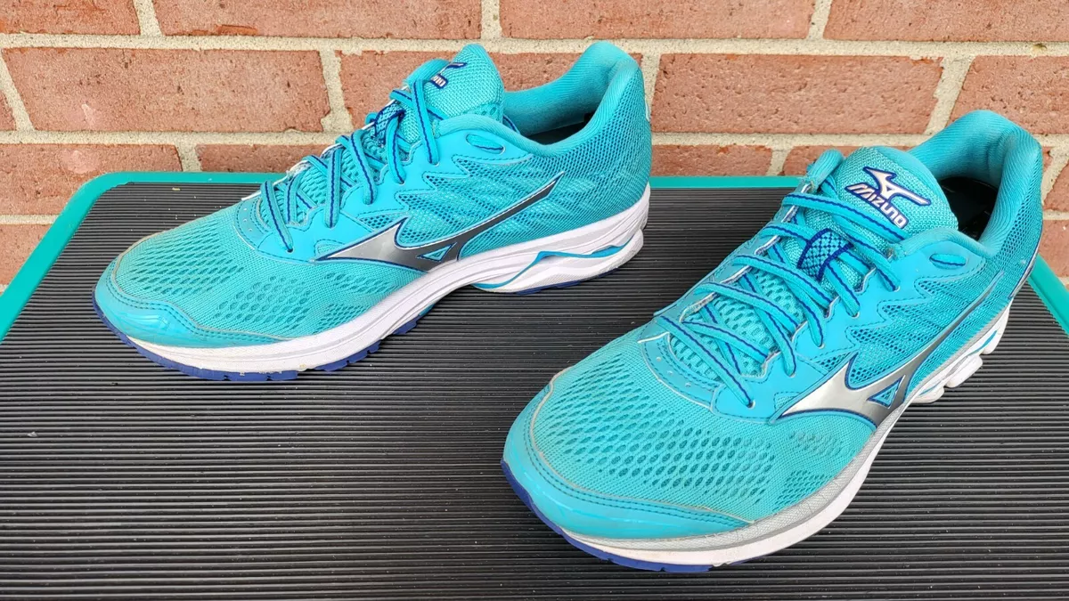 Mizuno Wave Rider 20 Women s Aqua Blue Silver Running Shoes