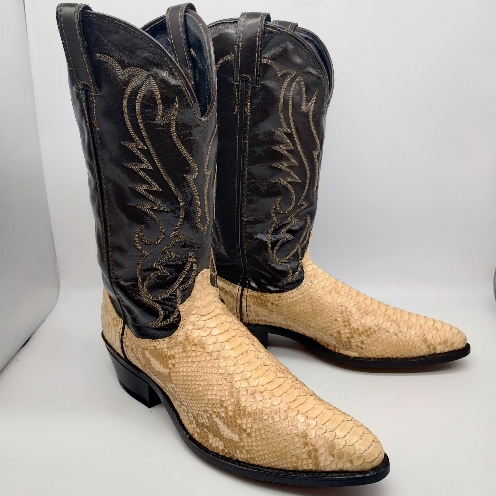 Laredo White Python Snakeskin Cowboy Western Boot… - image 1