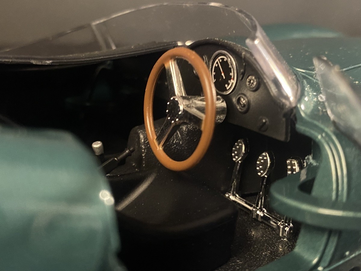 Aston Martin DBR1 50th Anniversary Green 1:18 Diecast #5 | eBay