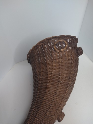 Vtg Cornucopia Wicker Thanksgiving Fall Decor Centerpiece 16”x 8” Hanging Footed - Picture 8 of 10