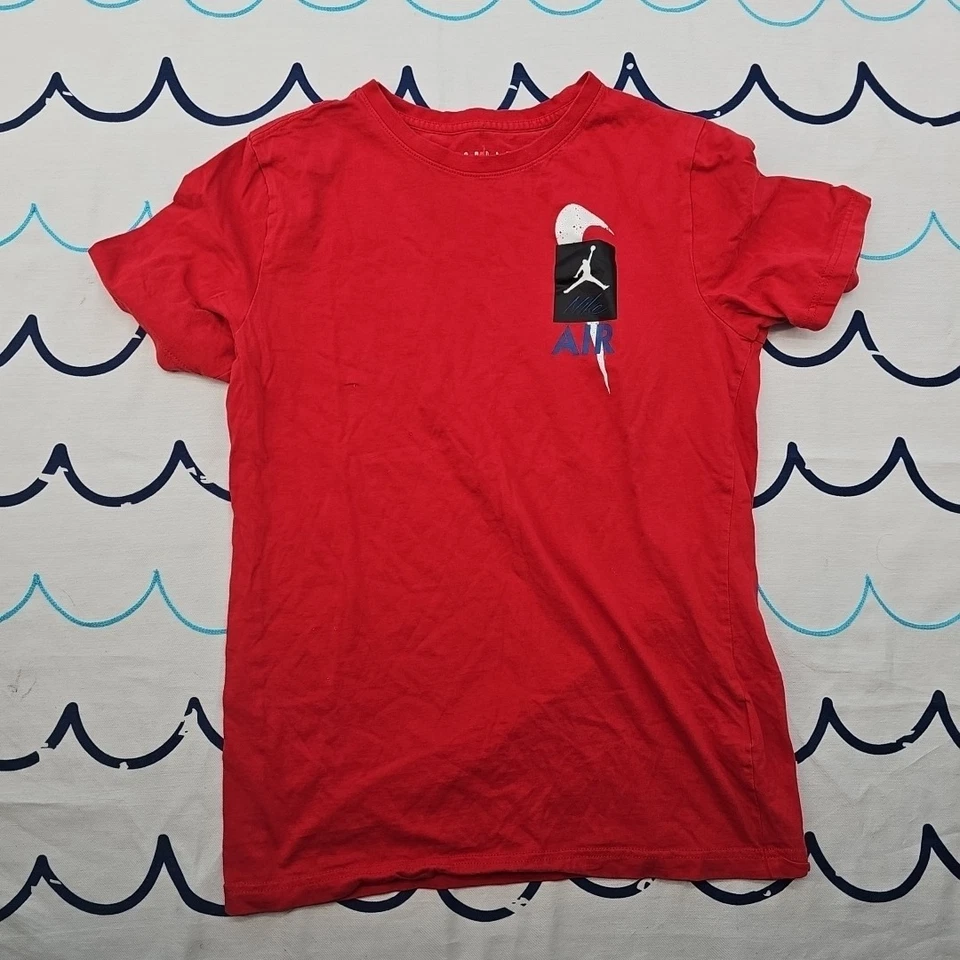 Nike Air Jordan Boys Lot Of 3 T-shirts Size XL - Image 3 of 4