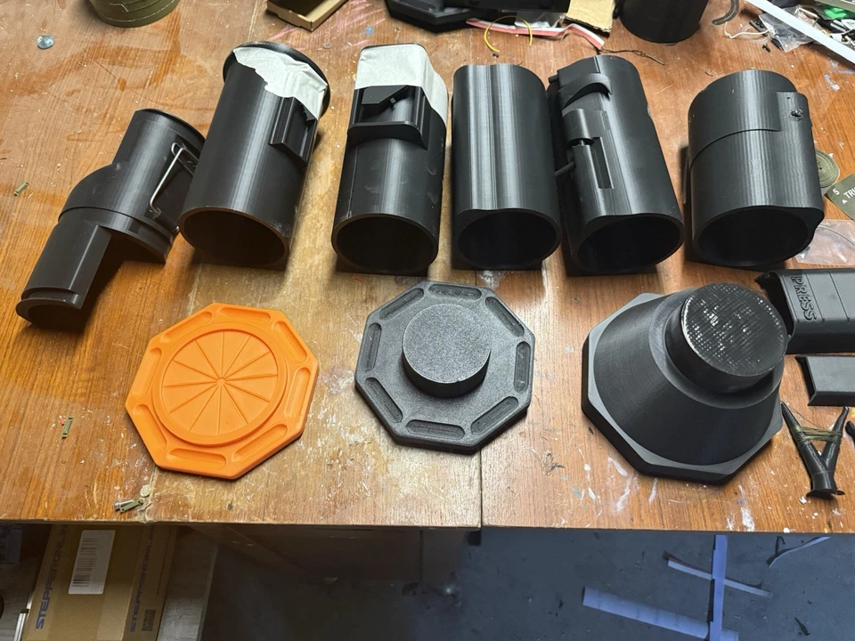 AT4 Prop — Build-It-Yourself 3D-Printed M136 Launcher Kit — Non-Functional • Unp - Image 2 of 4