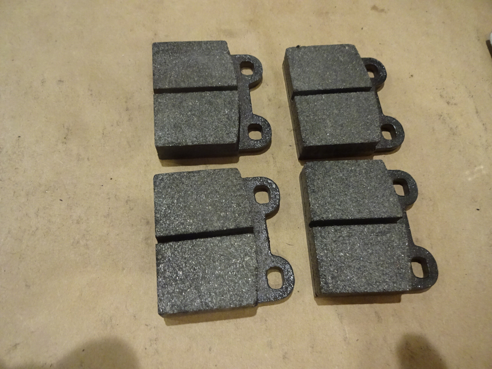 Ferrari 365 GTC - Rear Brake Pads Set -P/N 95690800