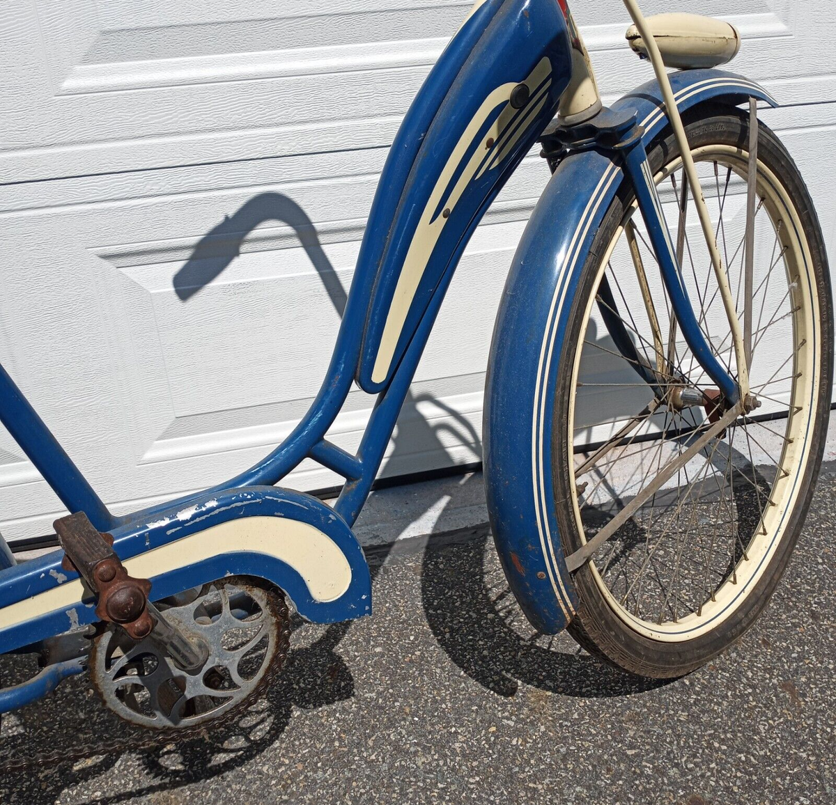PRE-WW2 VINTAGE BICYCLE 26