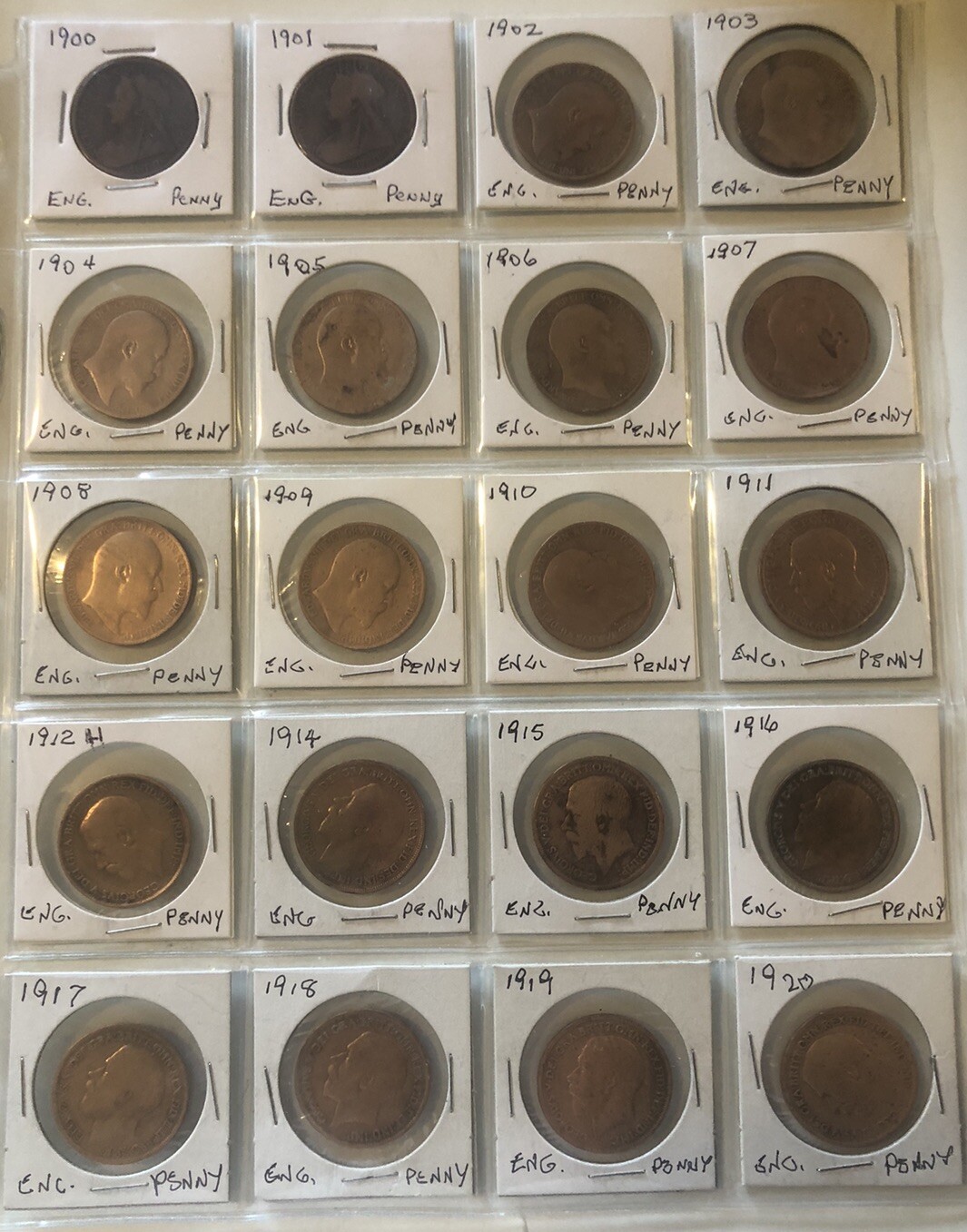 great britain 32 Pc. vintage penny collection