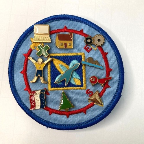 Boy Scouts Rank Program Merit Badges Award Pins Astronaut Program Klondike Derby - Picture 4 of 6