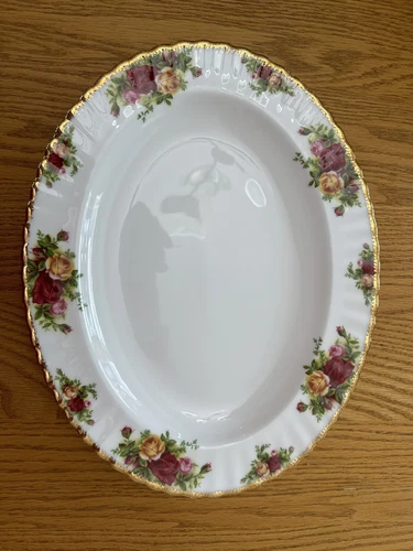 Royal Albert Old Country Roses 13½" Long Oval Serving Platter/Tray Bone China