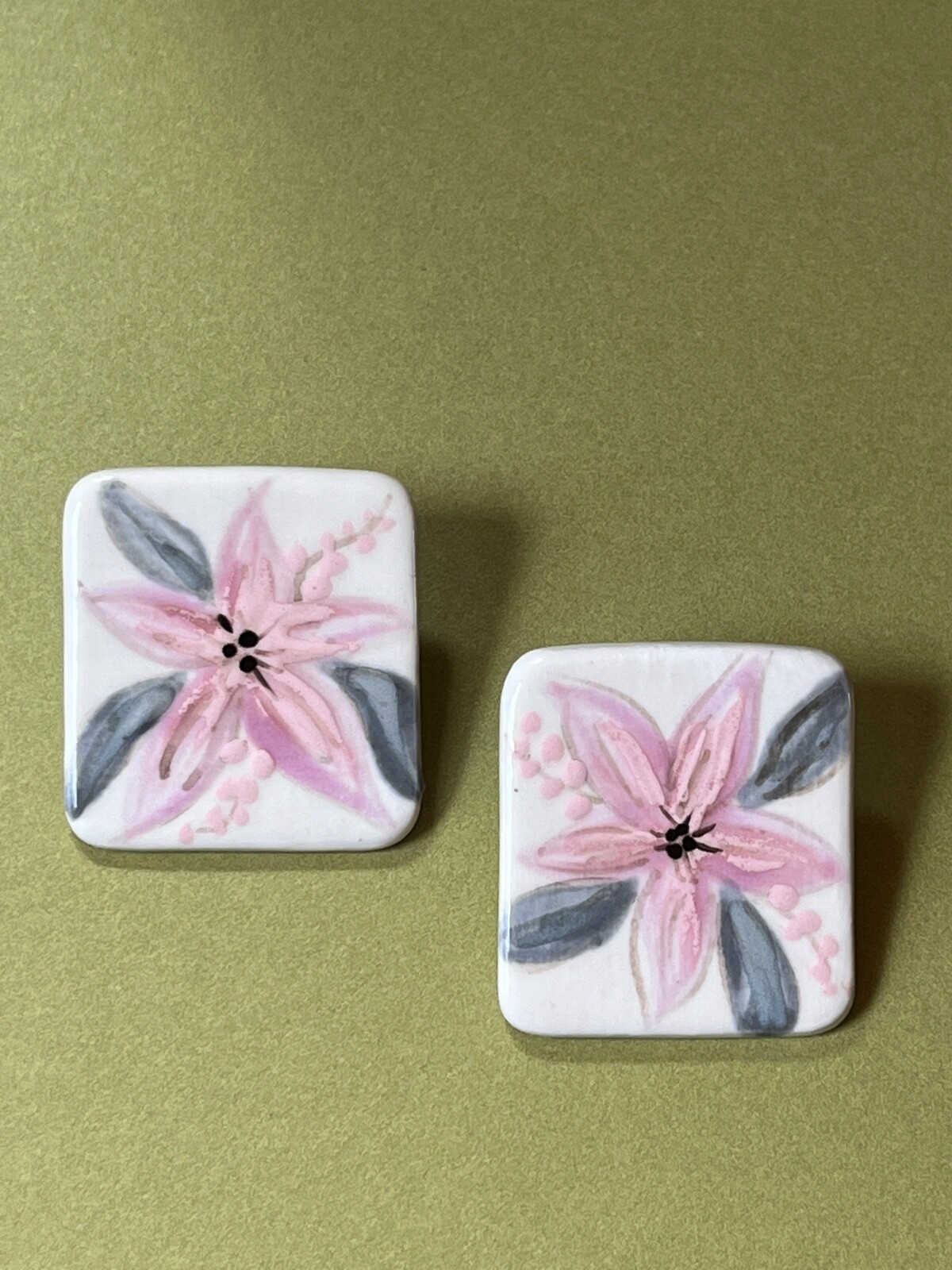 Handmade Large White Rectangle Painted w Pink Spi… - image 1