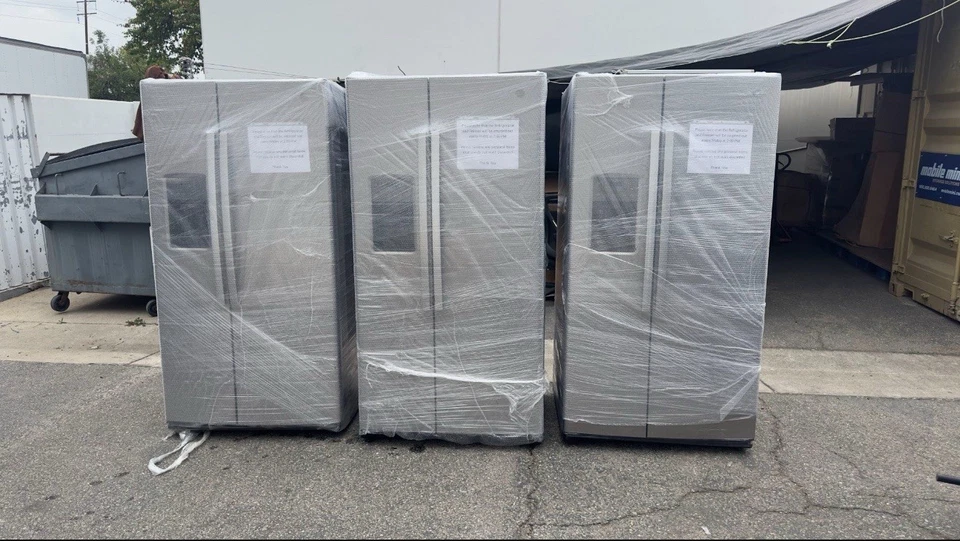 Refrigerador de acero inoxidable Foto 2 de 4