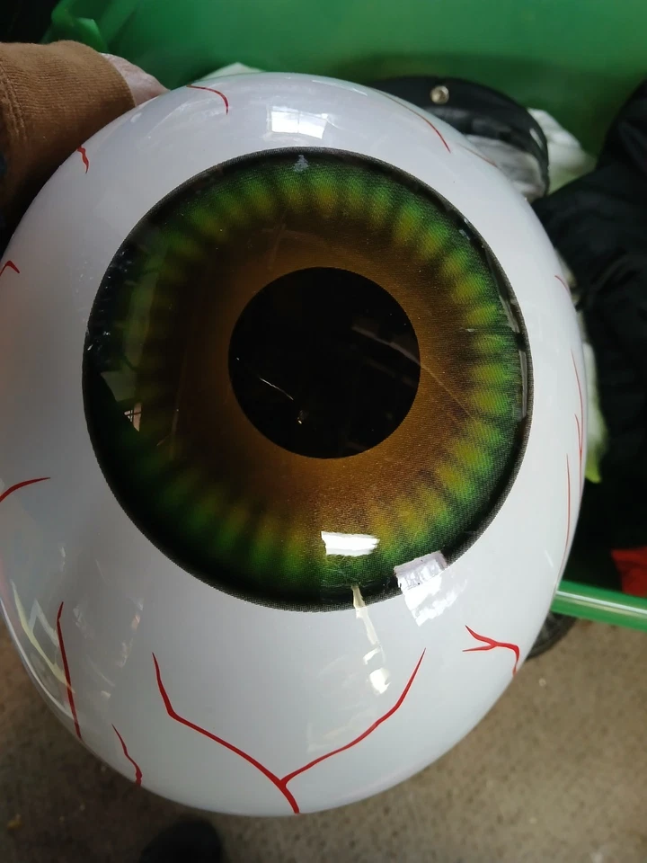 Raro casco y cubierta antipolvo Harley Davidson XL blanco inyectado en sangre globo ocular único Foto 2 de 4