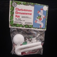 VTG Holiday Walco Christmas Joy Sequin Bead Christmas Ornament Kit 4032 Nos