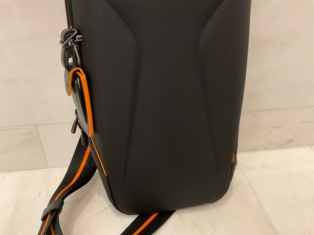 TUMI MCLAREN 