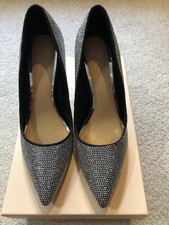 Badgley Mischka Shoes 7M or 6.5M. Brand New