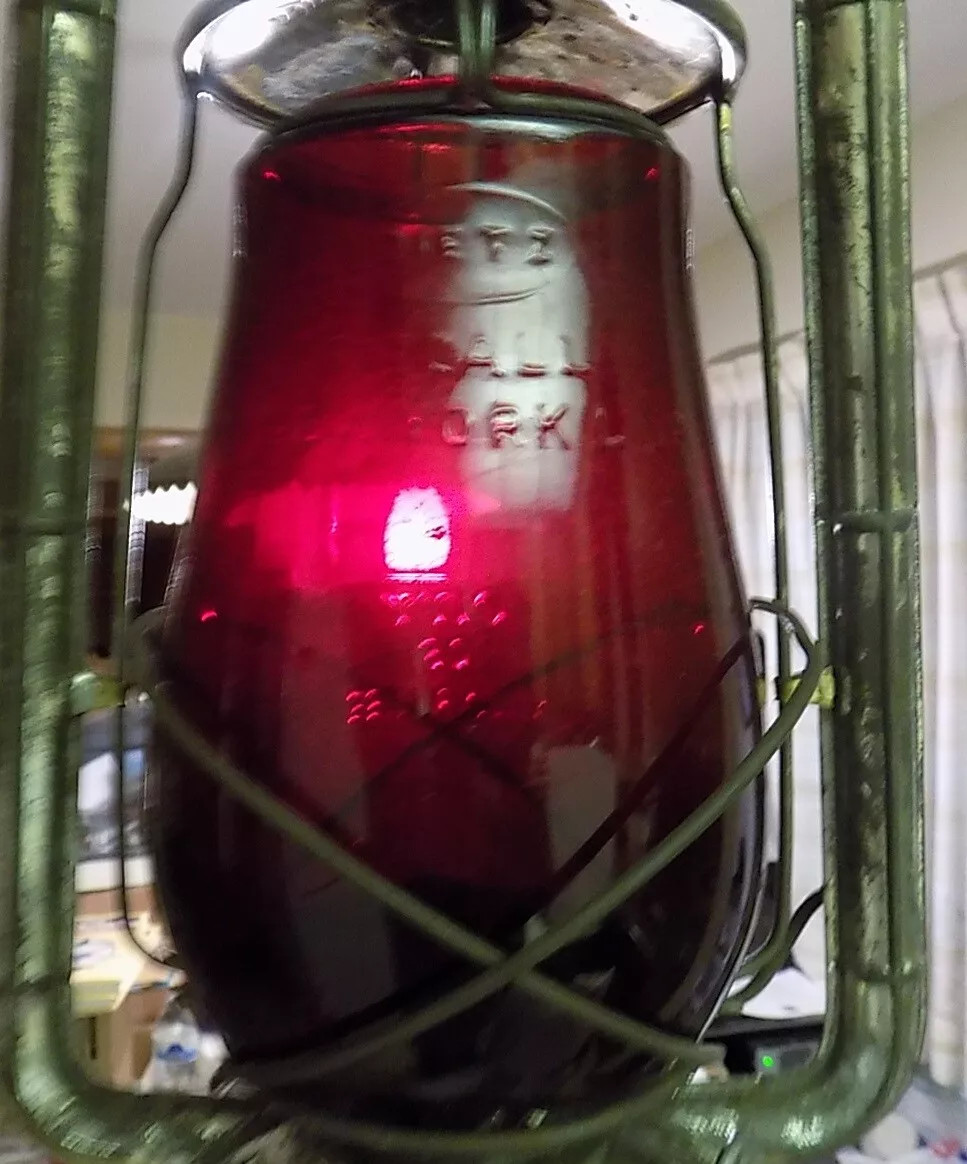 Dietz Lantern Red Glass Globe Fitzall Blizzard Embossed 3X