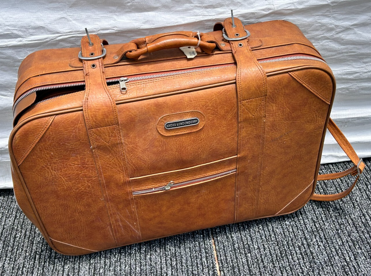 1970's Vintage Knoxx Londonderry 4 Piece Luggage Suitcase Nesting