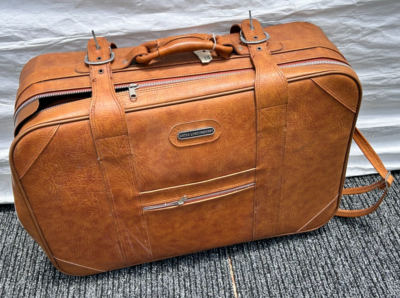 レオ　ダストボックス 1970's Vintage Knoxx Londonderry 4 Piece Luggage Suitcase Nesting