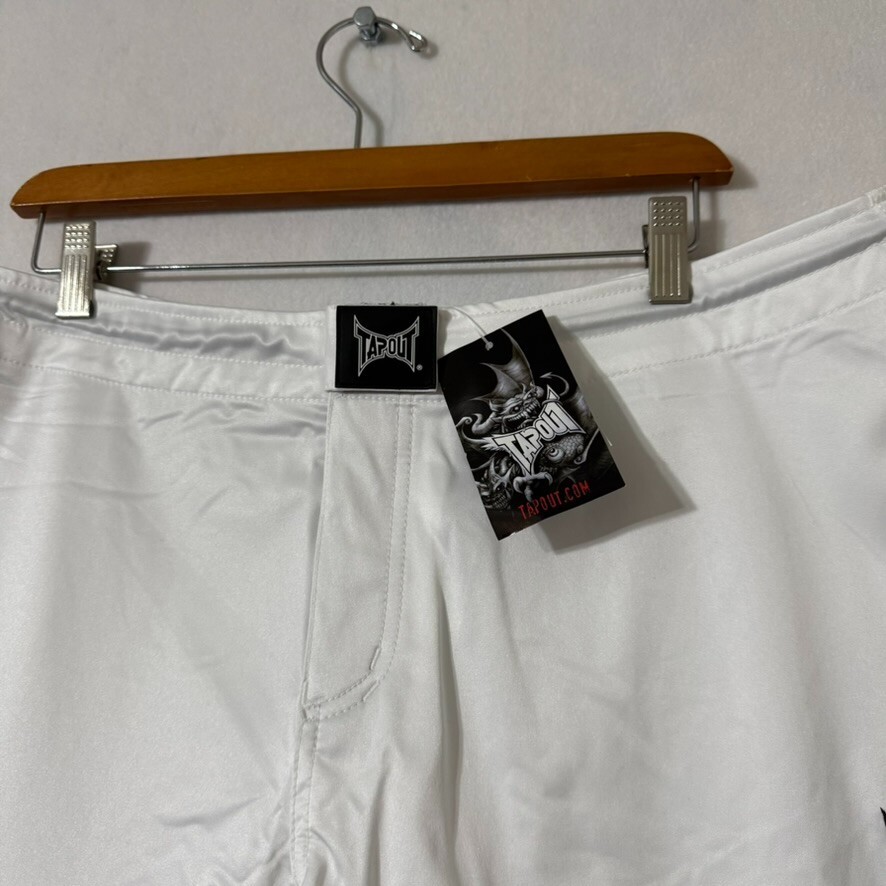Tapout Pantaloni sportivi 'Moreno' rosso / nero / bianco