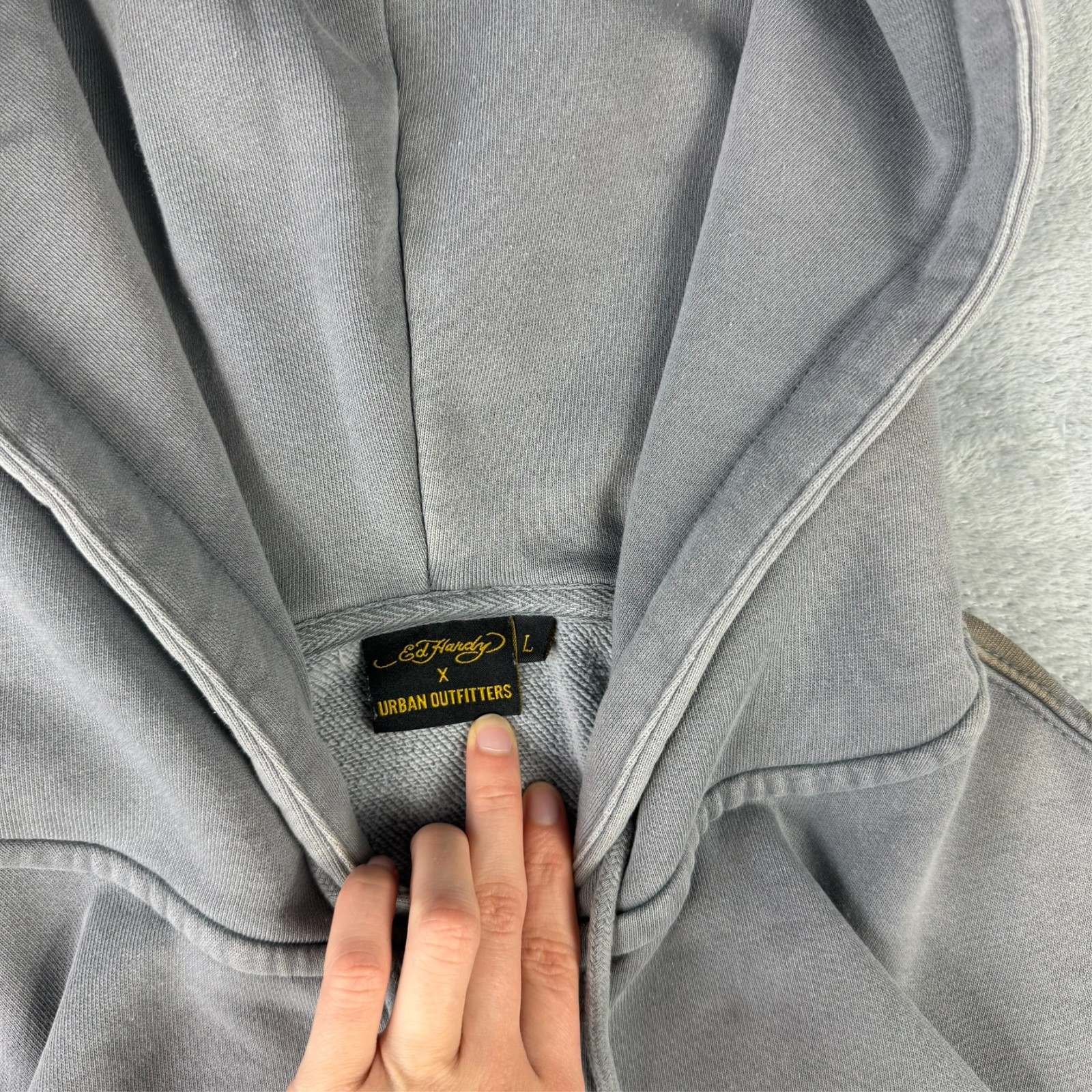 Vintage Ed Hardy x UO Exclusive Photography Print Grey Gold Lrg Full Zip Hoodie image 4