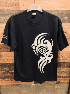 Grafikkarte NVIDIA T-Shirt schwarz Größe L mit Grafik Design