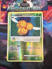 Combee 57/100 Diamond & Pearl Stormfront Reverse Holo Pokemon Card HP