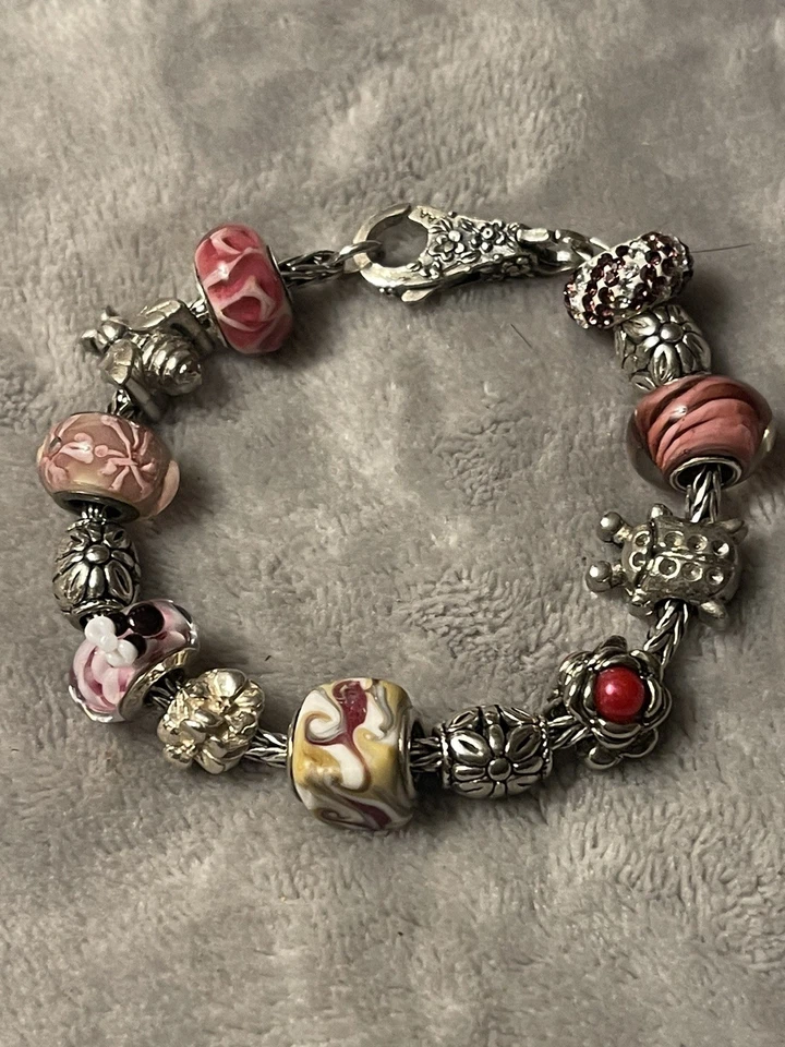 Pulsera Trollbeads y broche de encaje con 13 cuentas y dijes raros, retirados y difíciles de encontrar Foto 3 de 4