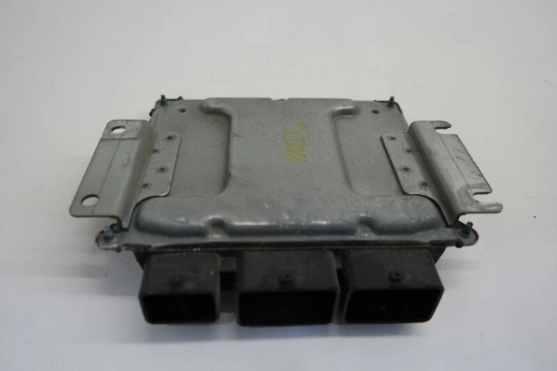 Módulo de control electrónico ECM motor Nissan Pathfinder 15 16  Foto 4 de 4