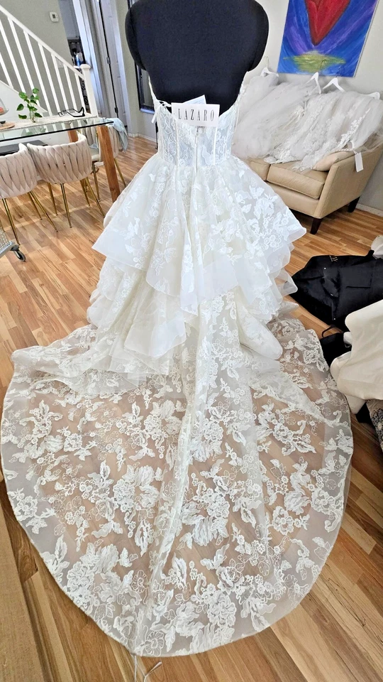 Vestido de novia, talla 14 ¡Lázaro!! Hermoso vestido de diseñador, vestido blanco roto  Foto 3 de 4