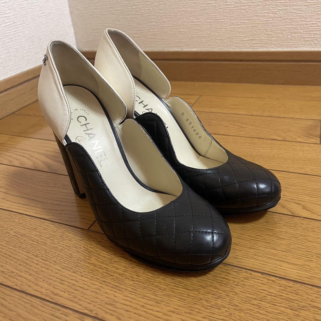 Chanel Pumps Heels Matelasse Patent Leather Black White Size 37 US About7 Women thumbnail 17