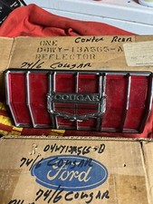 Nos 1974-1976 Mercury Cougar Center And Side Rear Reflectors D4wy-13a568a B C Nos 1974-1976 Mercury Cougar Center And Side Rear Reflectors D4wy-13a568a B C