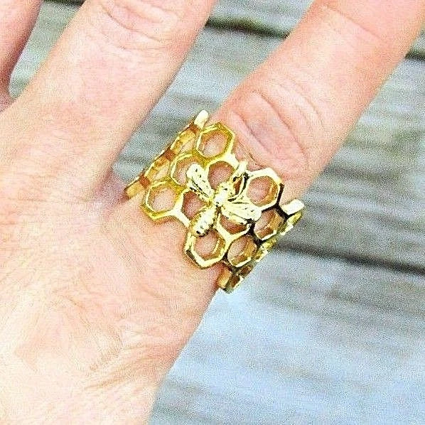 Bee online honeycomb ring