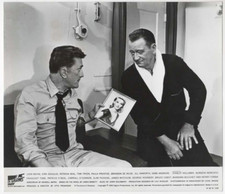 John Wayne  In Harm' s Way   1961  Movie Still  with Kirk Douglas