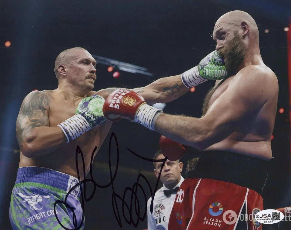 Oleksandr Usyk signed "BOXING CHAMPION" 8x10 Photo PROOF c Tyson Fury JSA COA - Image 4 of 4