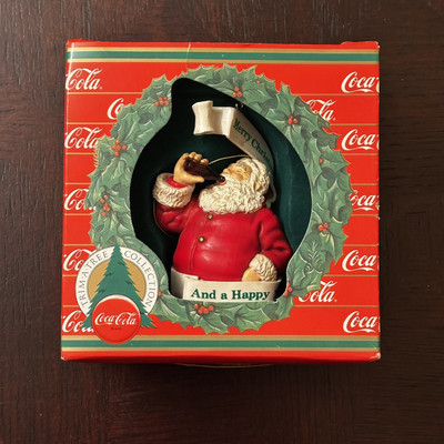 VINTAGE SANTA CLAUS 1986 COCA COLA MERRY CHRISTMAS HAPPY NEW YEAR ORNAMENT 4''