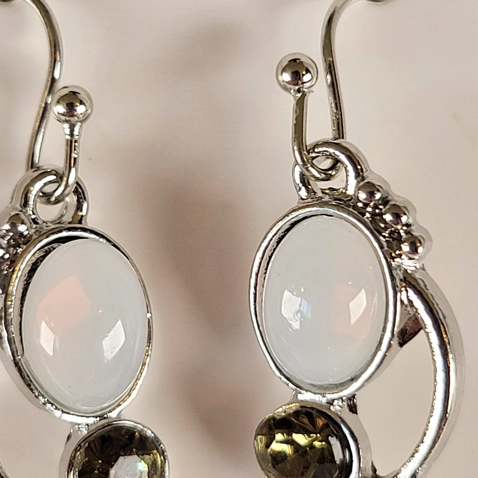 Pendientes Colgantes Tono Plata Blanco Ópalo Marrón Piedras Gota Disfraz, Bolsa Regalo Foto 3 de 4