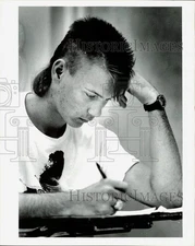 1988 Press Photo Herby Lejuez works to improve his SAT exam in Mr. Jones' class