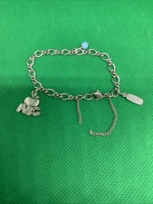 James Avery Charm Bracelet 6" 10.1 Grams W/Charm *Read
