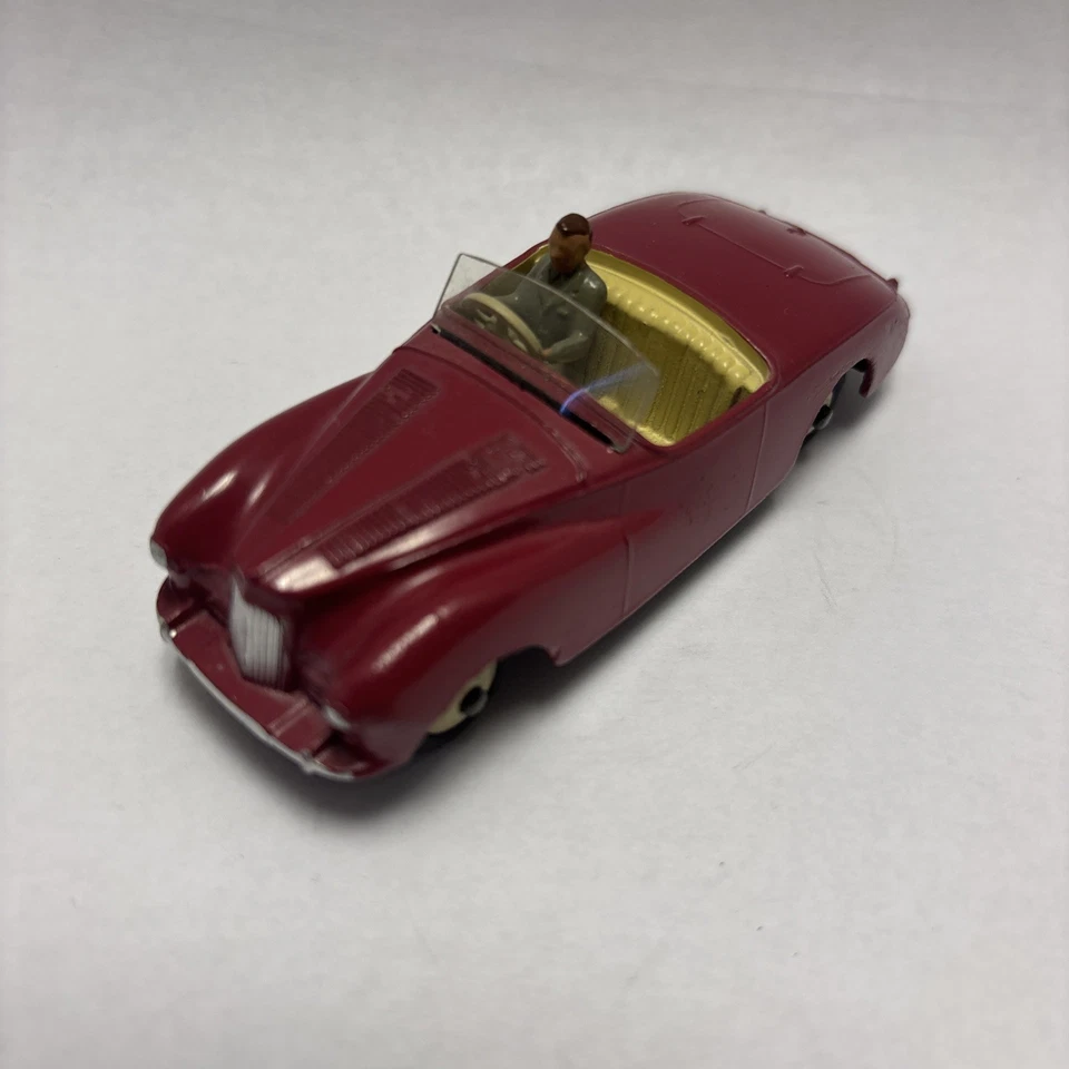 Dinky Toys 107 Sunbeam Alpine  With Driver 1950s Diecast Car Maroon - Image 2 of 4