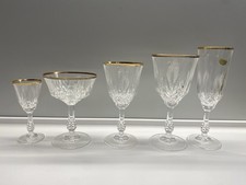 servizio di bicchieri in cristallo