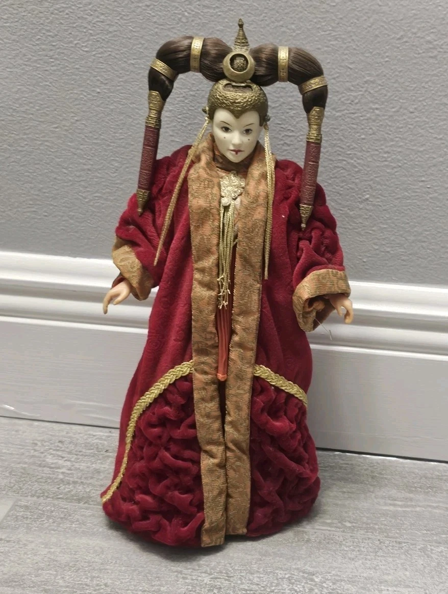 クィーンアミダラ1999ポートレイトエディション　スターウォーズ　エピソード1 Queen Amidala Doll In Star Wars I: The Phantom Menace Collectibles