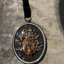 Vtg Belgium Oval Convex Dried Flower Wall Art