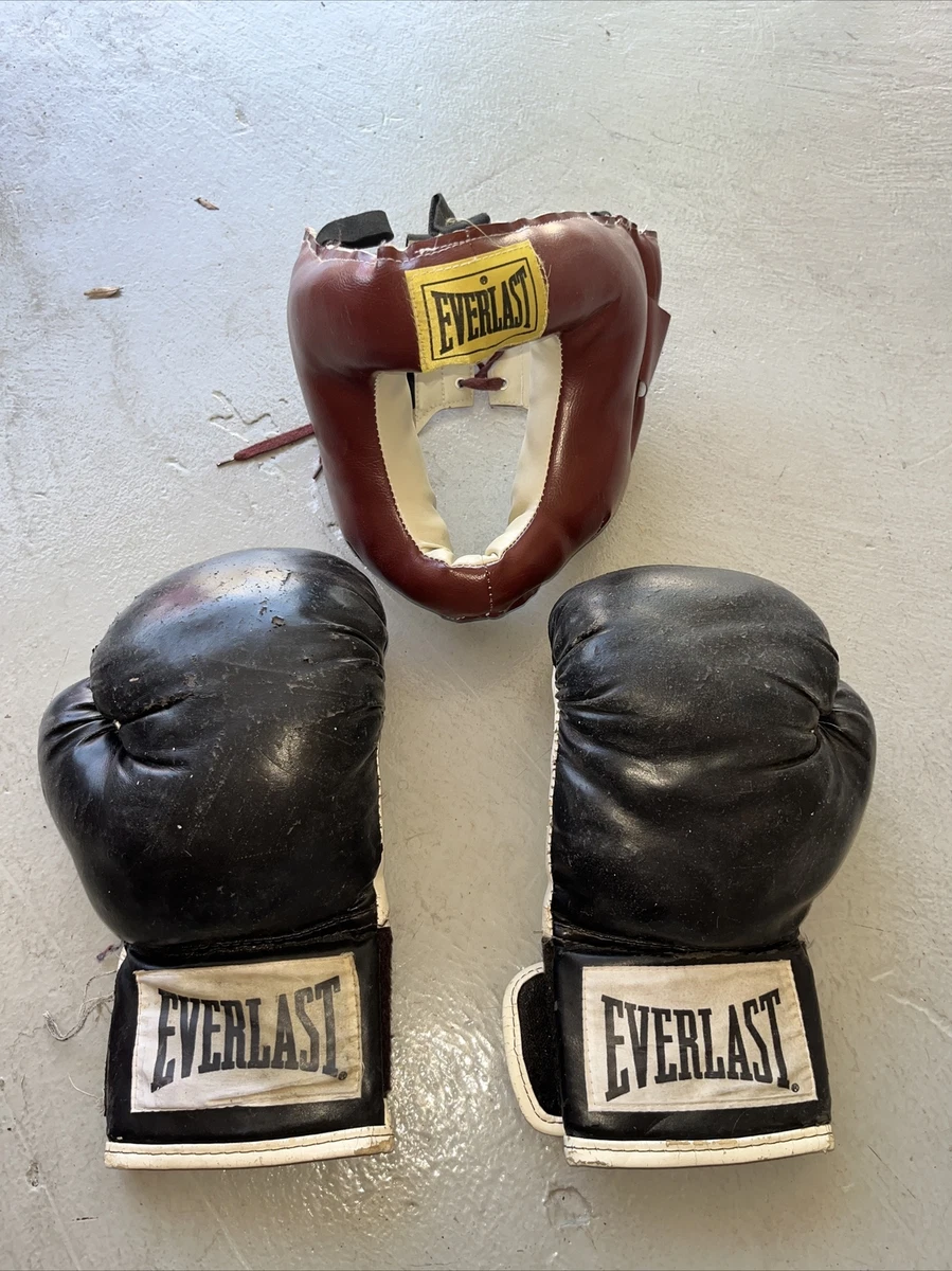 Vintage Everlast Boxing Head Gear and Boxing Gloves
