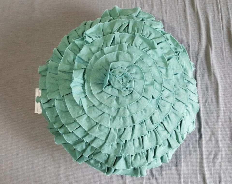 Almohada decorativa Imax Norida grande 14" redonda con acento floral rosa verde azulado Foto 3 de 4