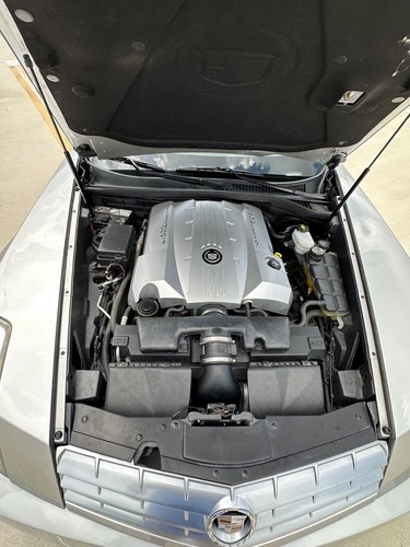 2005 Cadillac XLR - Picture 28 of 35
