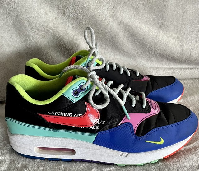 air max 1 black hyper grape