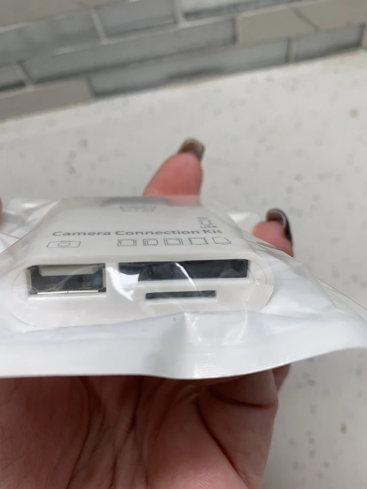 Camera Connection Kit 5+1 in 1 Memory Card Reader For Apple The New iPad NEW - Image 2 of 3