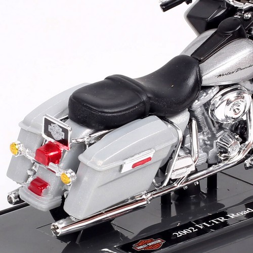 Maisto 1/18 Scale Harley FLTR Road Glide 2002 Touring Motorcycle Toy Bike Model - Picture 10 of 12