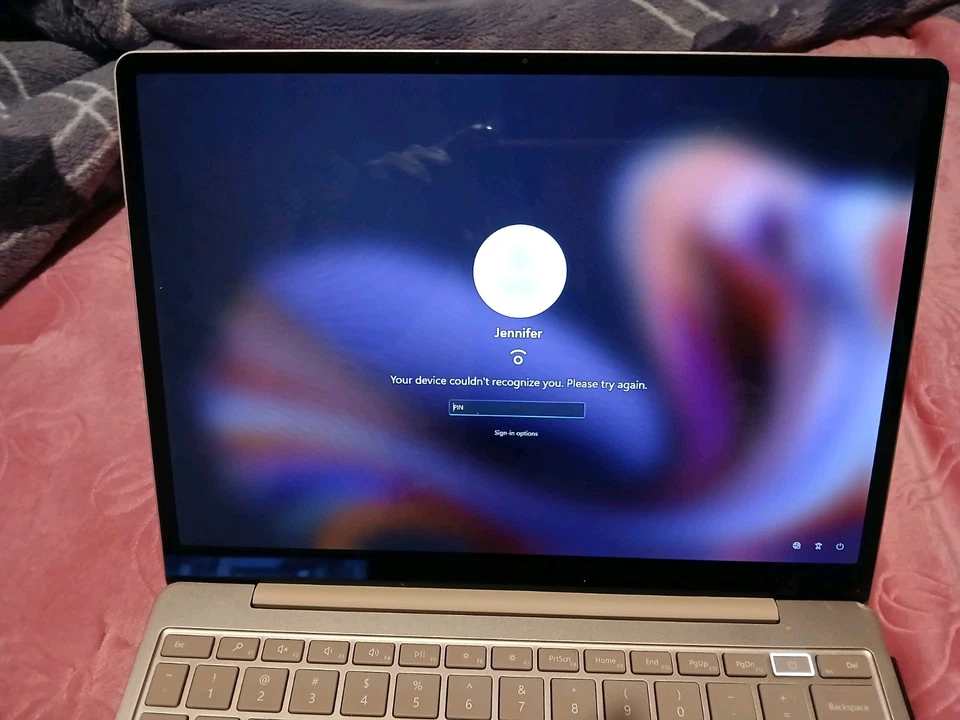 Microsoft Surface Laptop  - Image 4 of 4