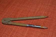 Ancien petit compas en bois (Objet d'écriture, de dessin, années 50-60)