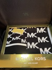 NWT Beautiful Michael Kors MK Logo Hat and Scarf Boxed Set GREAT GIFT IDEA