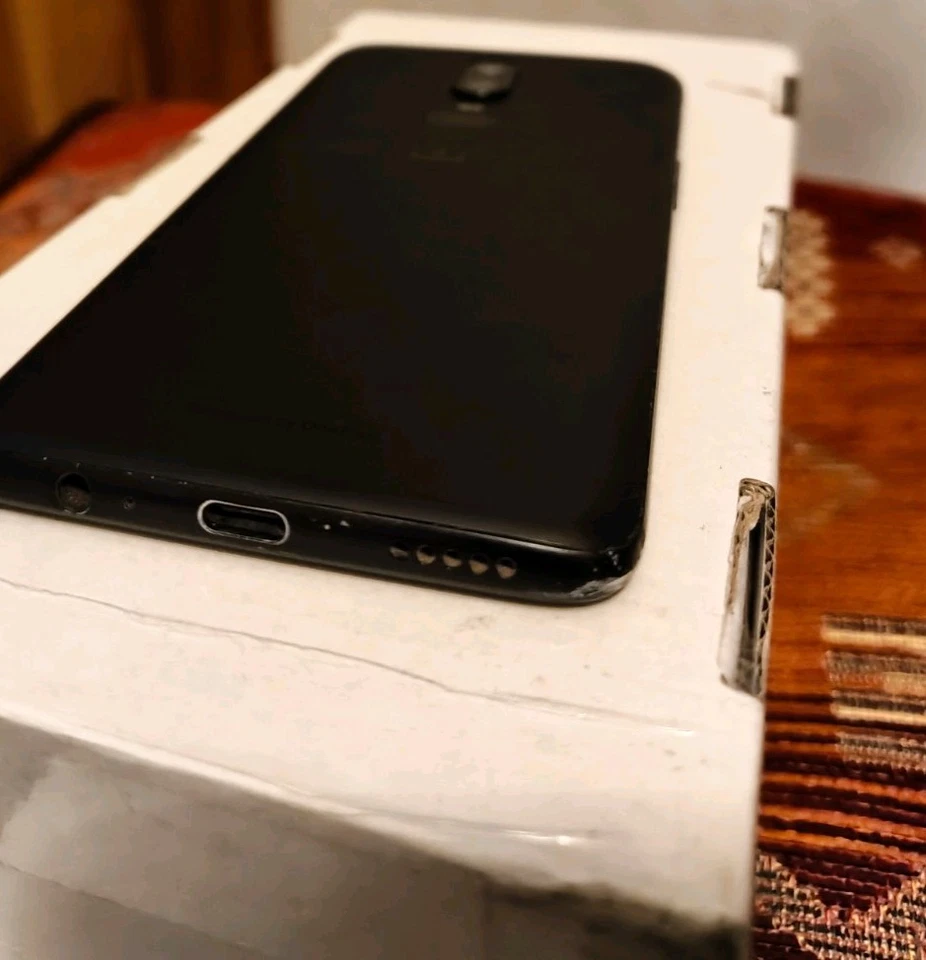 OnePlus 6 · 128GB, Foto 2 von 5